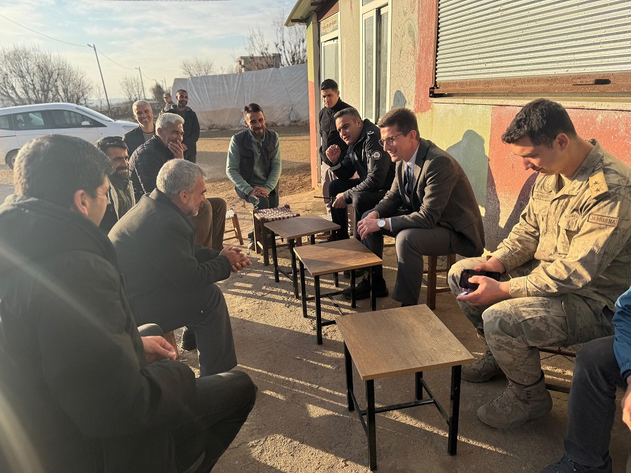 KAYMAKAM YUSUF KAPTANOĞLU GÖZEBAŞI MAHALLESİ SAKİNLERİYLE BİR ARAYA GELDİ